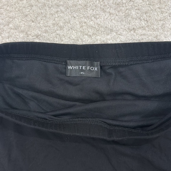 BRAND NEW - WHITE FOX BOUTIQUE - Call It Even Mini Skirt - Black (size XS) - Picture 8 of 12